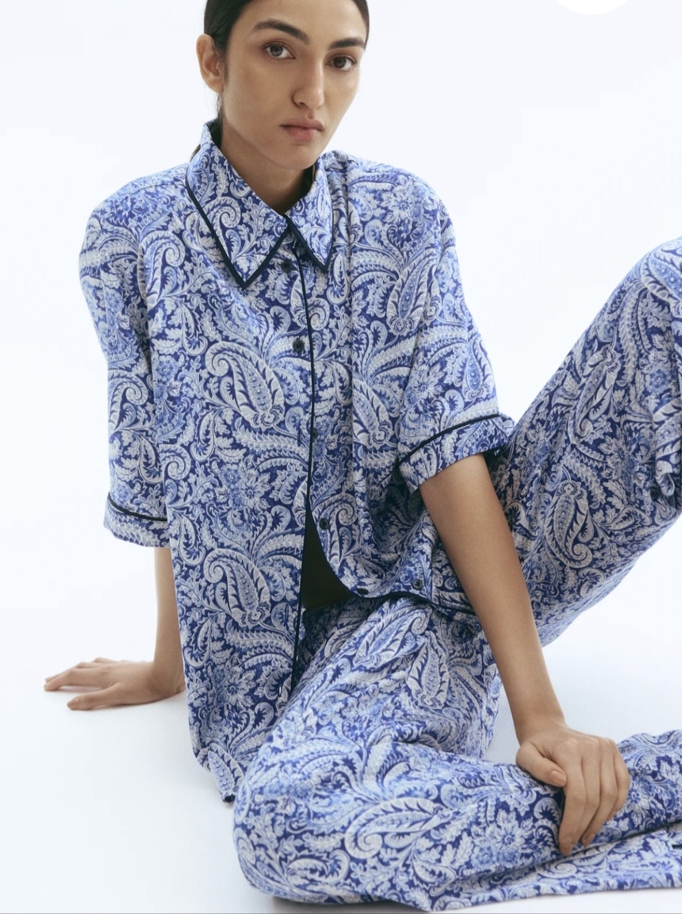 H&M Printed Satin Shirt
